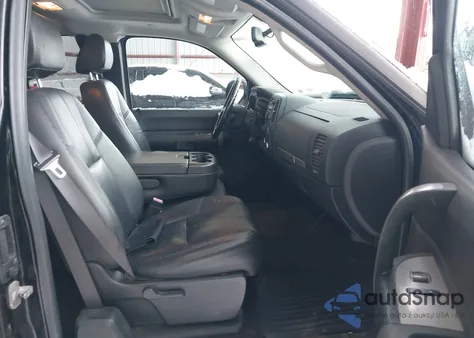 2008 Chevrolet Silverado 1500 Lt1 z USA, uszkodzony, nr VIN 1GCEK19J28Z252566